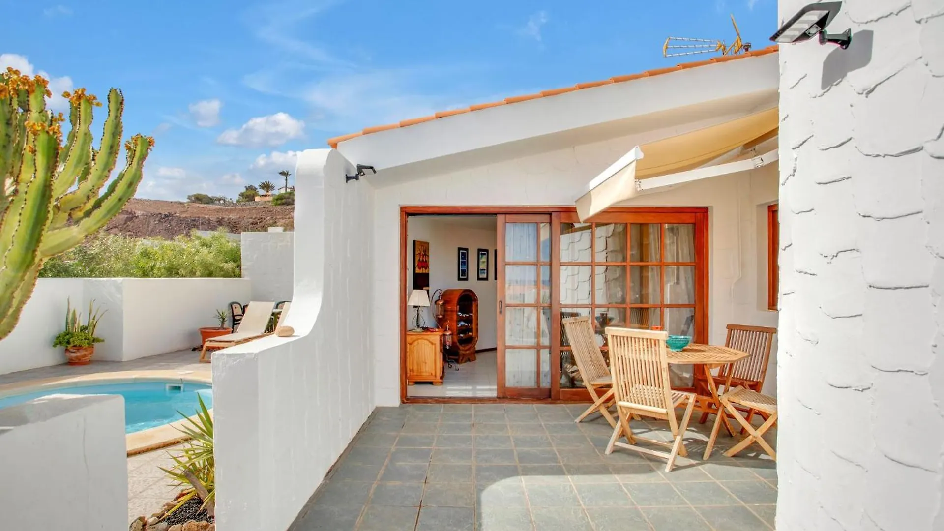 Villa With Sea View And Pool Parque Holandes 0*,